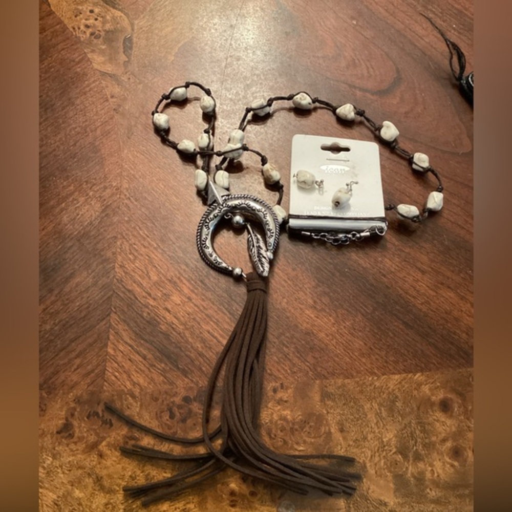 🏷️Western Necklace and Earrings Set